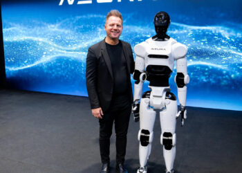 Neura’s Face: AI-Driven Robotic Vision at Home and Work with 4NE1 and MiPA